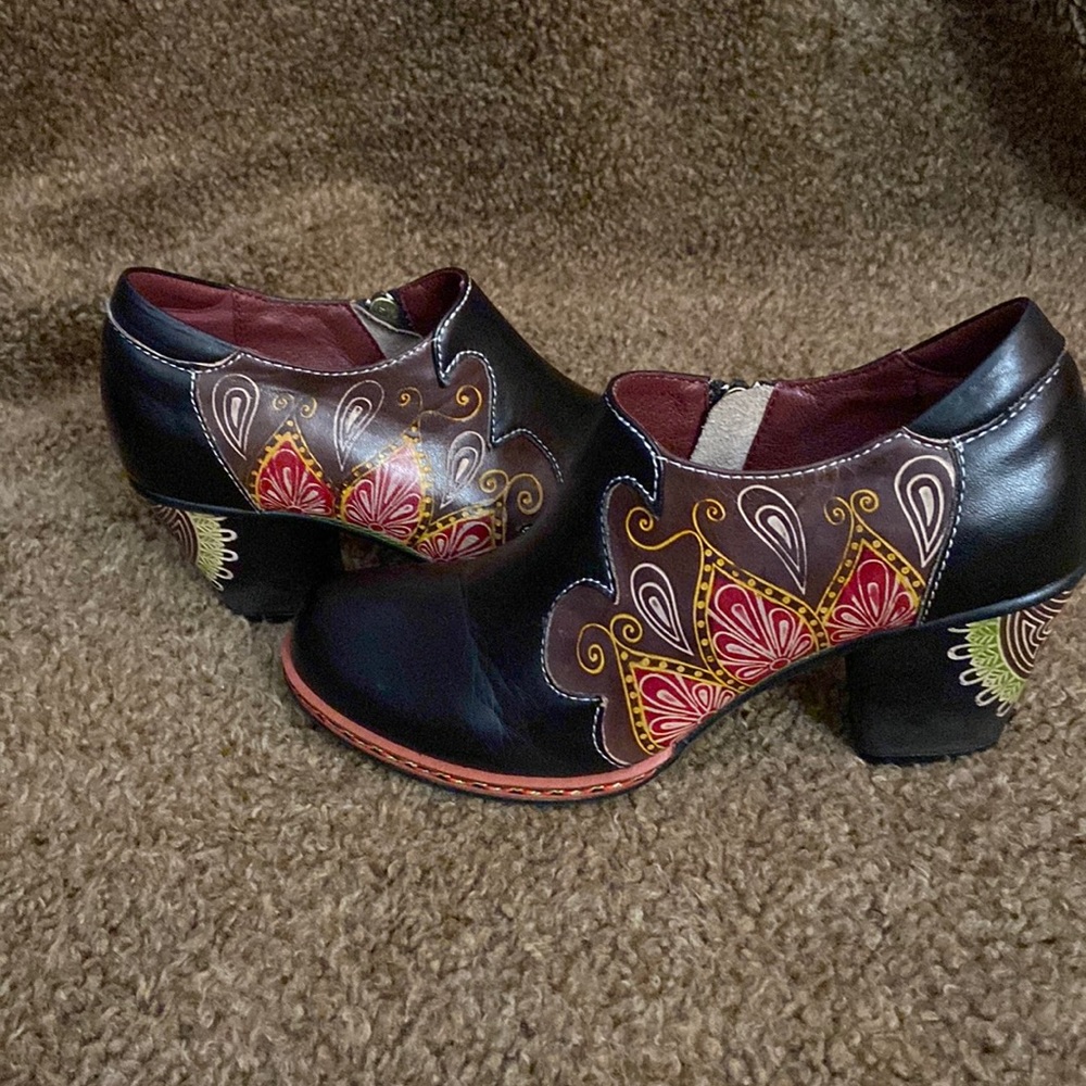 Spring Step Le Artiste Zippered Bootie, size 36